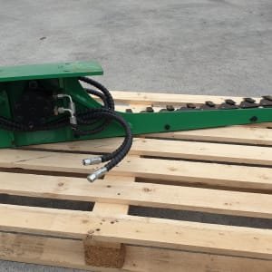 Hydraulic mowing blade