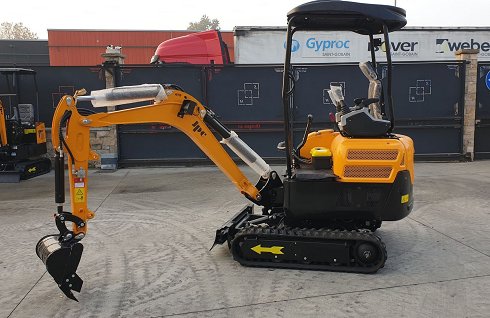 JPC HT-20 Tracked mini excavtor