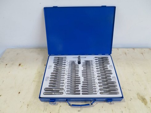 WMT 110 / metrisch Thread cutting Set