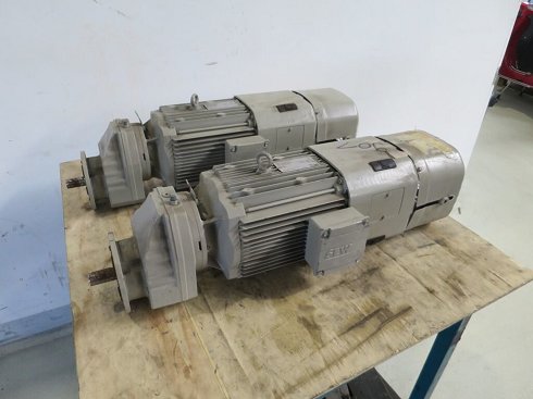 SEW RXF 67 servo motors