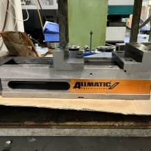 ALLMATIC LC160/200 Machine vice