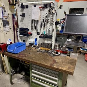 Workbench with contents