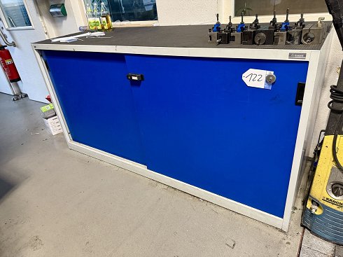 GARANT Workshop cabinet with contents