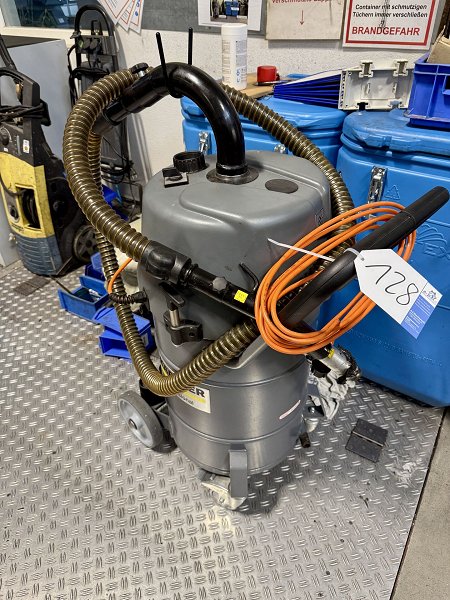 KÄRCHER IVR-L40/12-1 Industrial vacuum cleaner