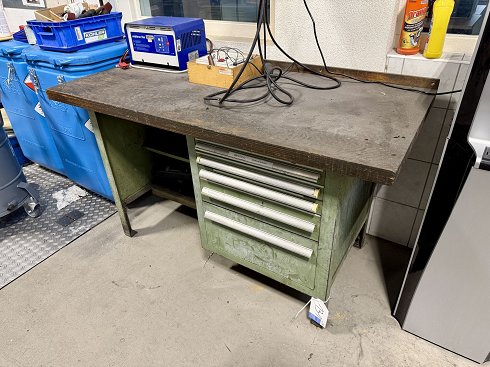 Workbench with contents