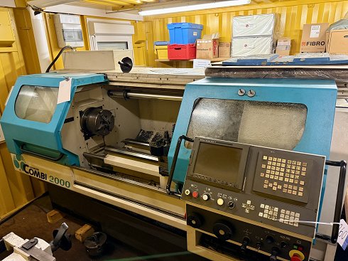 COLCHESTER COMBI 2000 Cycle lathe