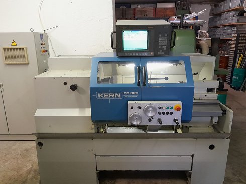 Torno de ciclos fijos KERN CD320