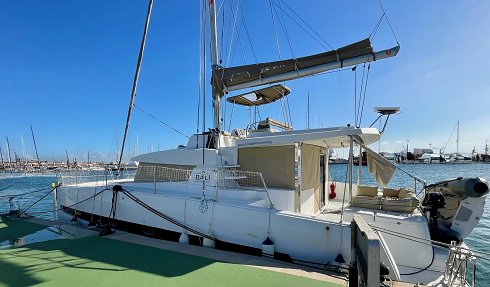 Catamaran à voile de 13,10 m de eslora