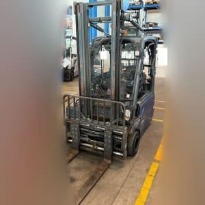 LINDE E 20 L-02 Electric forklift