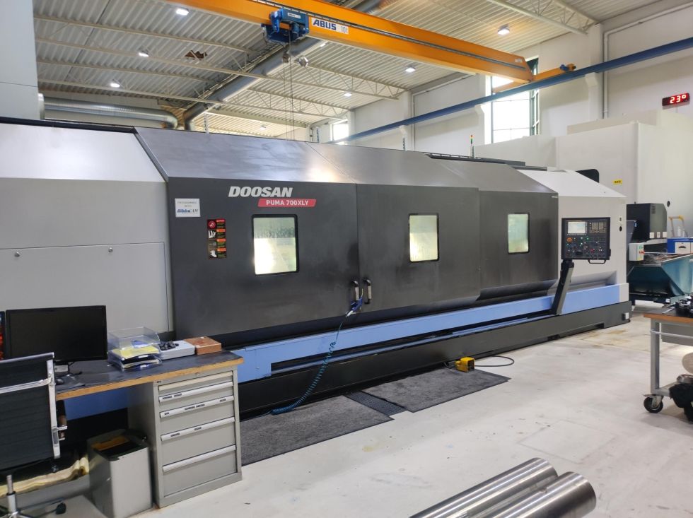 Torno cnc motorizado con eje "y" 5000 entre puntos