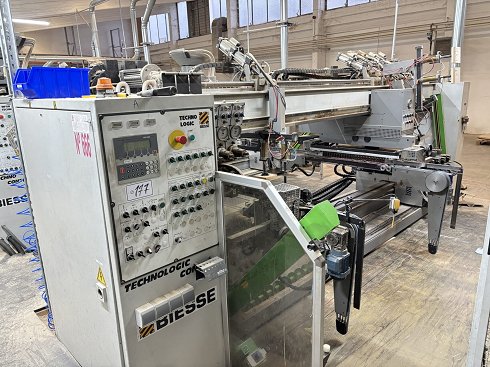 BIESSE Techno Logic C.N. Throughfeed drilling machine with dowel insertion unit