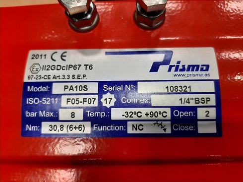 VALVULA BOLA ISO DN40 PN16  CON ACTUADOR NEUMATICO