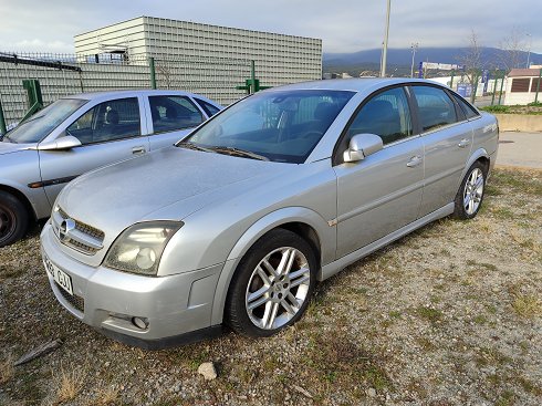 Opel Vectra GTS 2.2 DTi - Matrícula 8293CJJ (2024-V-60176)