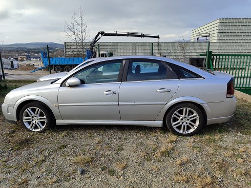 Opel Vectra GTS 2.2 DTi - Matrícula 8293CJJ (2024-V-60176)