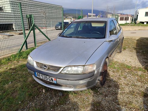 Opel Vectra 1.7 Dti - Matrícula AE539GN (2024-V-58232)