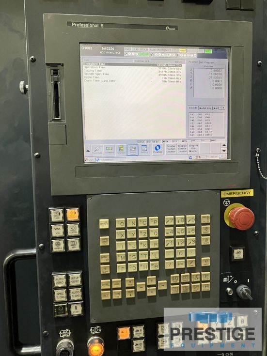 Horizontal machining center