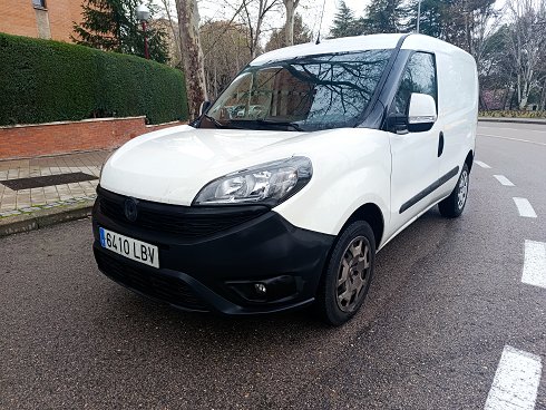 Fiat Doblo 1.4  T-jet GNC 120cv ETIQUETA ECO 2019 - 6410 LBV