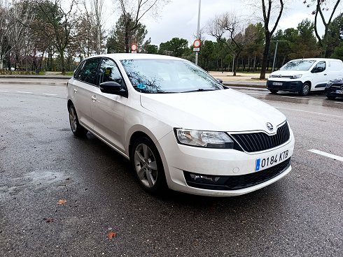 Skoda Rapid Spaceback 1.6 TDI 115cv  2019 - 0184 KTB