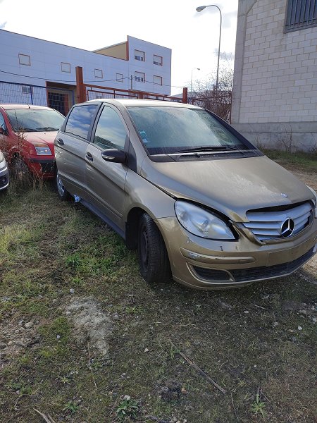 Mercedes Benz B 180 CDI - Matrícula 2182JDB (2018-V-38465)