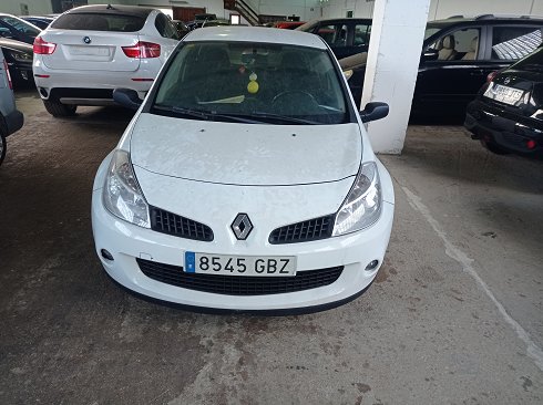 Renault Clio 2.0 16V Sport - Matrícula 8545GBZ (2024-V-58406)