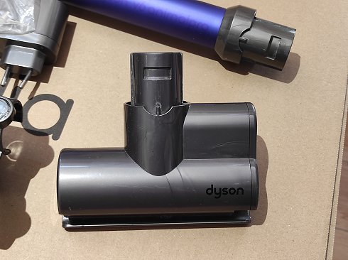 Aspiradora inalámbrica marca Dyson SV03 . Exp. 0150