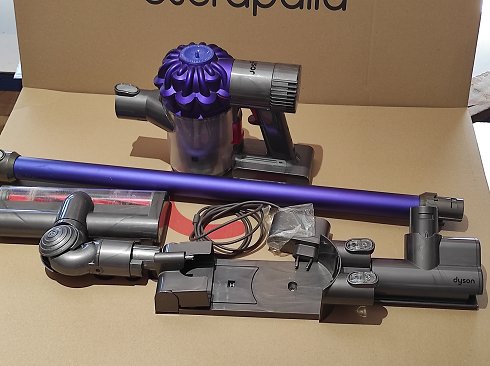 Aspiradora inalámbrica marca Dyson SV03 . Exp. 0150