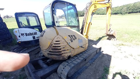 Mini Excavadora JCB 8052