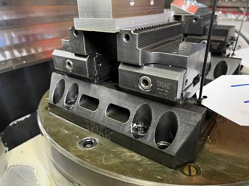 TRIAG - Tornillo de banco para mquinas