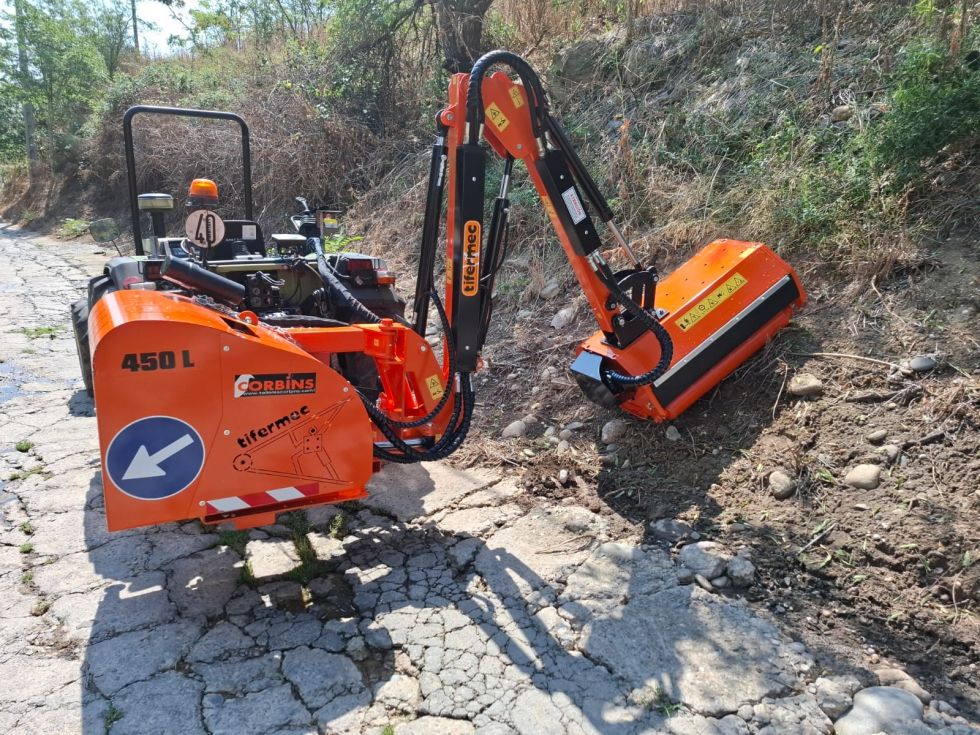 Desbrozadora de brazo tifermec