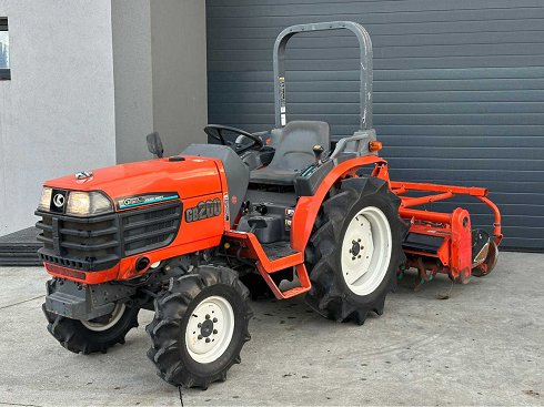 KUBOTA - GB200 - Tractor de traccin a las cuatro ruedas