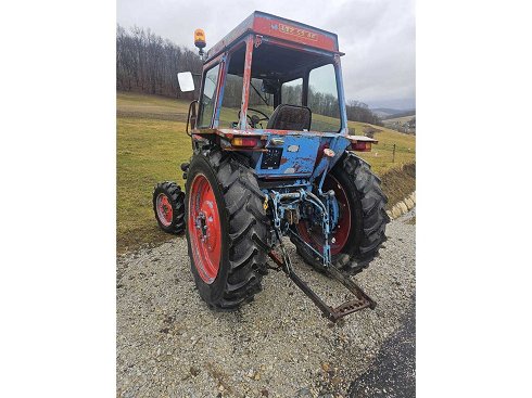 BELARUS LTZ 55A Tractor