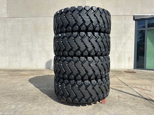 Forcestone - 2026 - 26.5-25 - Neum�ticos de Wheel Loader