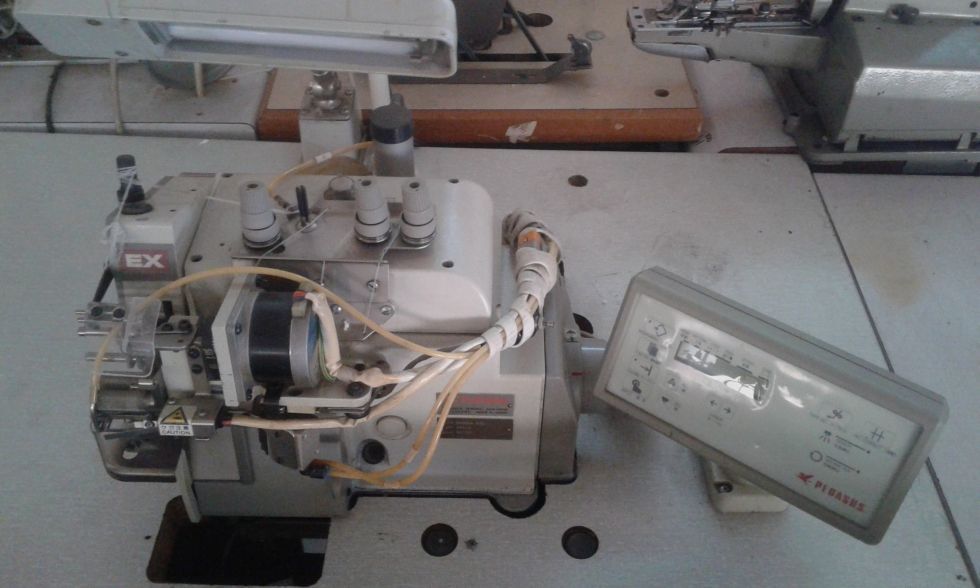 Máquina coser Overlock Autómata