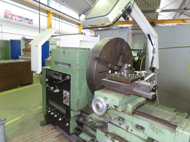 Heavy Duty turning lathe