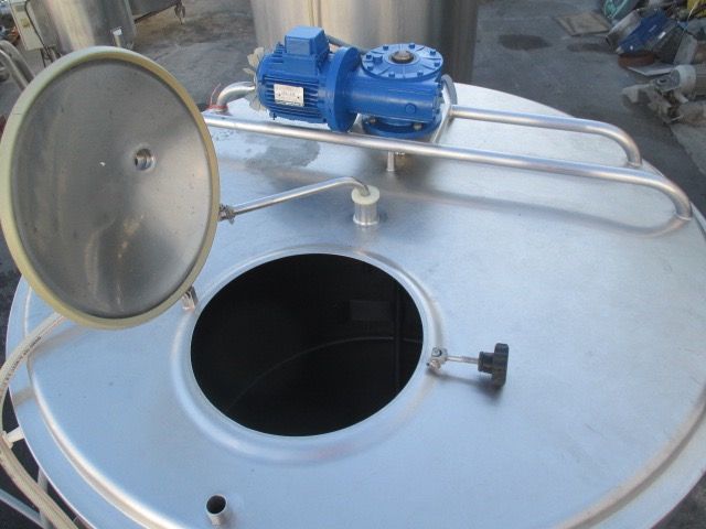Depositos isotermos en acero inox con grupo de frio 2.000 litros