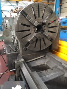 Torno paralelo Geminis GE-1200x6000mm