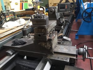 Torno paralelo Geminis GE-1200x6000mm