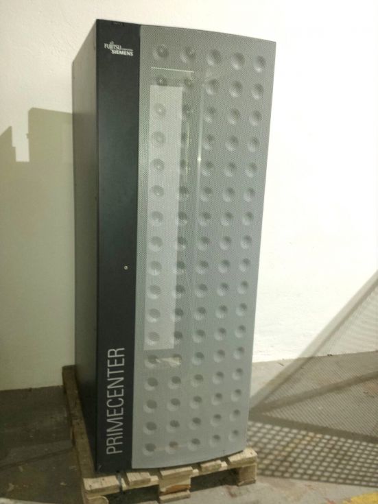 Fujitsu primecenter rack 38hu 1100