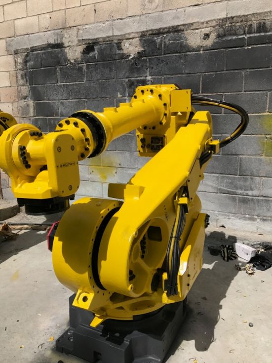 Robot usado Fanuc R2000i 165F RJ3iB