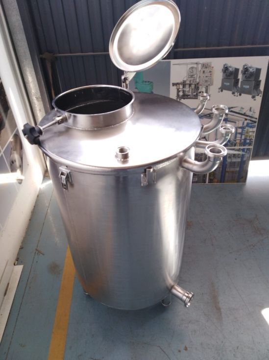 Deposito 220 l inox de segunda mano