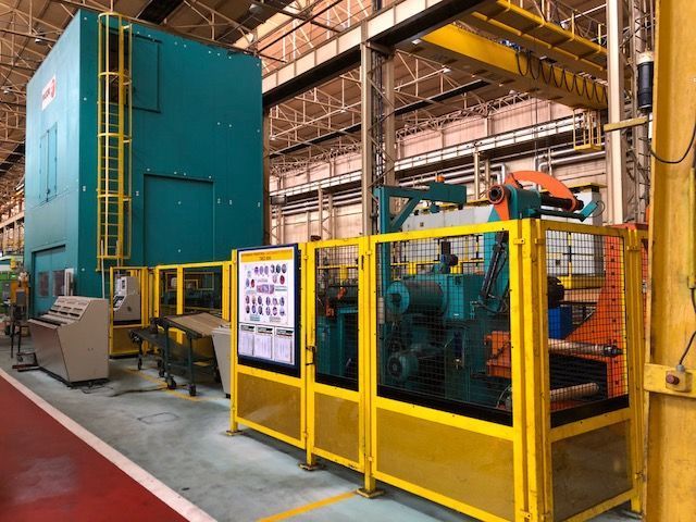 PRENSA 600 Ton