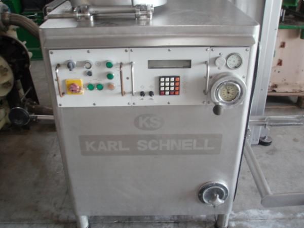 Embutidora con elevador KARL SCHENNLL en acero inox