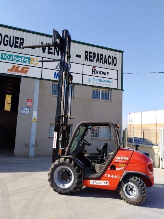 Carretilla Elevadora Todoterreno 2.500Kg