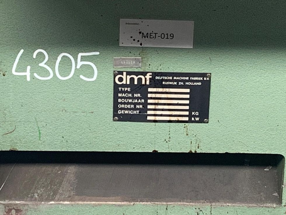 DMF Corner notcher 250 x 250 x 3 mm 4305 = Mach4metal