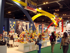 Angry Birds, los Simpson, los Pitufos y Disney, entre la oferta de United Labels