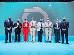Todos los directores generales de Tráfico de la DGT posan en la entrega de la Medalla de Oro de la AEC. Foto AEC.
