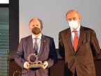 Juan Francisco Lazcano, Premio Honorífico Potencia 2021, y José Manuel Gadón