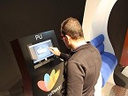 El probador virtual despert el inters de muchos visitantes