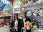 Olga Comes, marketing manager Iberia, y Marta Vila-Trias, trade marketing manager Iberia de IMC Toys.