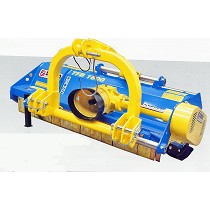 Trituradora desbrozadora desplazable